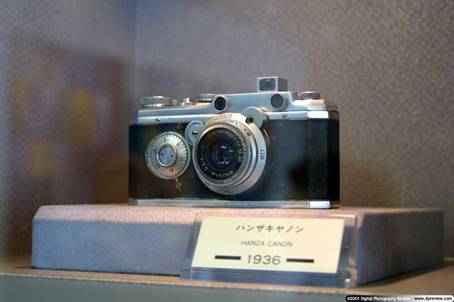 Один из первых фотоаппаратов Canon
